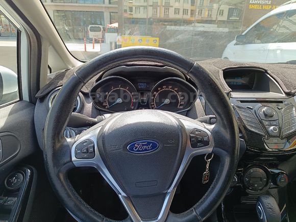 Sahibinden Ford Fiesta 1.6 Titanium 2013 Model