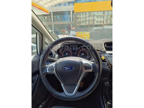 Sahibinden Ford Fiesta 1.6 Titanium 2013 Model