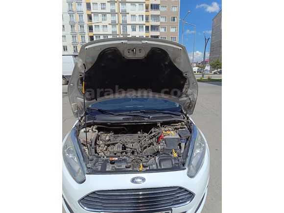 Sahibinden Ford Fiesta 1.6 Titanium 2013 Model