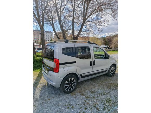 Öğretmenden Fiat Fiorino Combi 1.3 Multijet Premio 2017 Model  122.000 km Gri