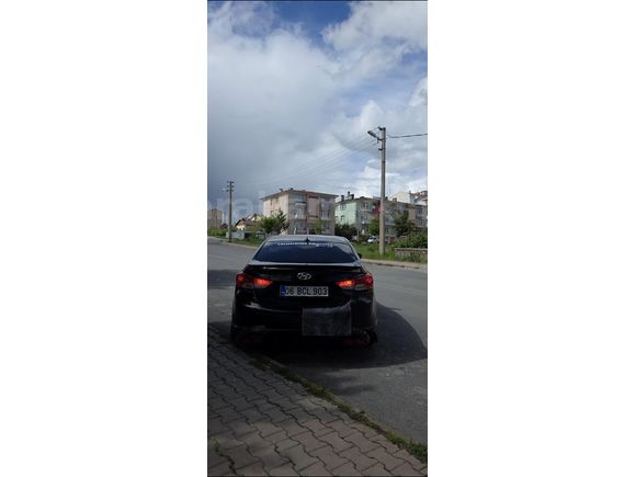Sahibinden Hyundai Elantra 1.6 D-CVVT Mode Plus 2012 Model