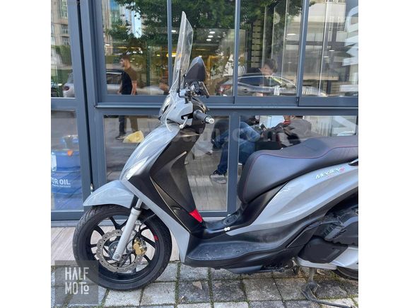 HALF MOTO PİAGGİO MEDLEY 150 S