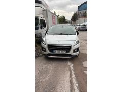 Sahibinden Peugeot 3008 1.6 e-HDi Feline 2014 Model  183000 km 2değişen 1boyalı parça parça 123 bin tl hasar kaydı var Beyaz