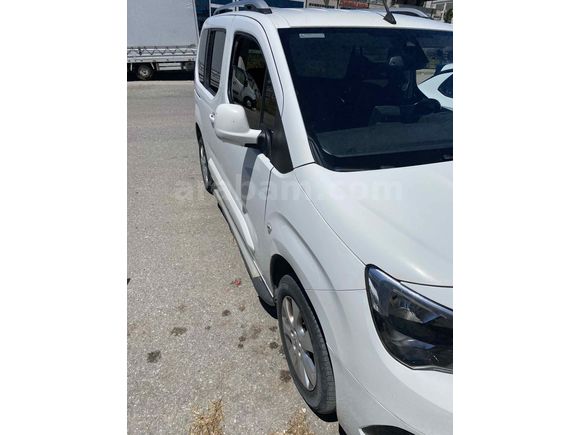 Sahibinden Opel Combo 1.5 CDTI Excellence 2019 Model 