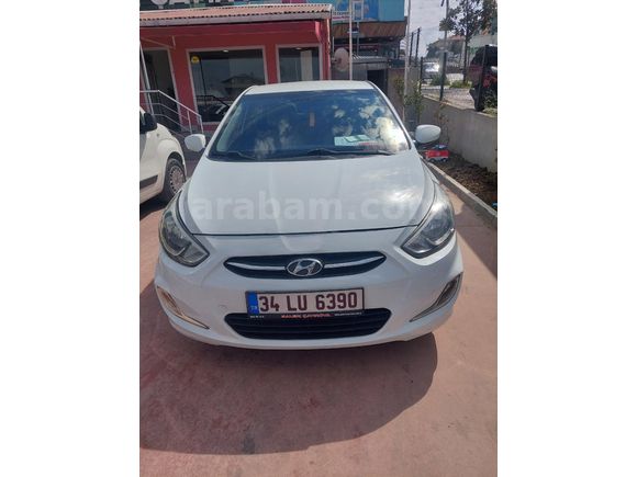 Sahibinden Hyundai Accent Blue 1.6 CRDI Mode  2015 Model