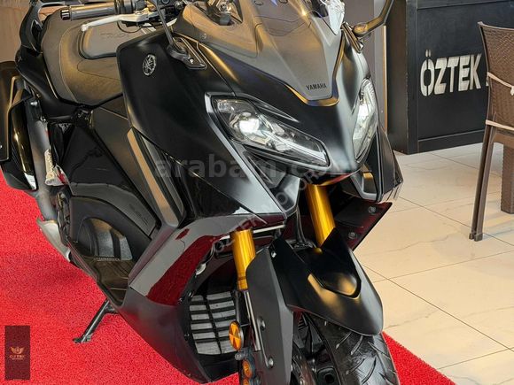 ÖZTEK MOTORSTAN YAMAHA TMAX 560 HATASIZ BOYASIZ TRAMERSİZ