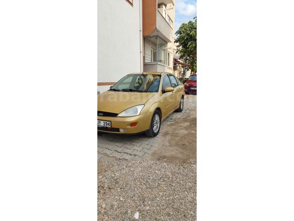 Sahibinden Ford Focus 2.0 Ghia 2000 Model