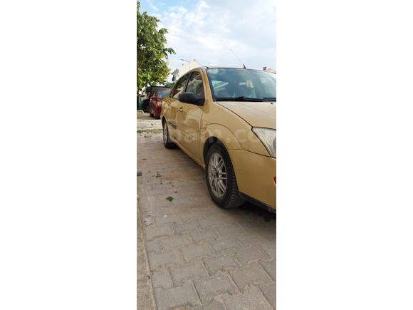 Sahibinden Ford Focus 2.0 Ghia 2000 Model