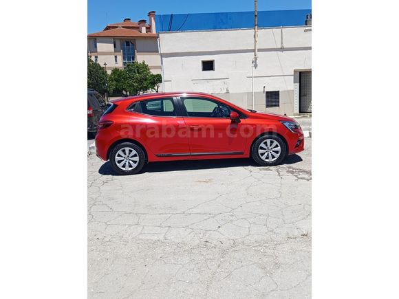 Sahibinden Renault Clio 1.0 SCe Joy 2020 Model  55.000 km Kırmızı