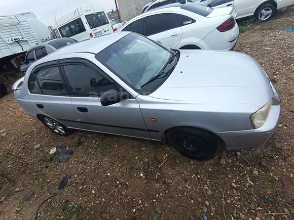 Sahibinden Hyundai Accent 1.5 CRDi KLM 2003 Model klimalı model
