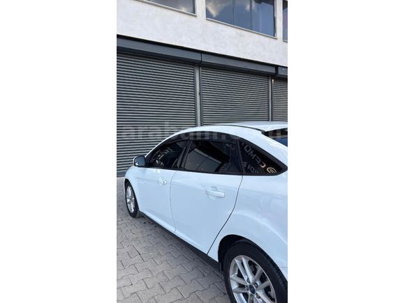 SON FİYATTIR!!! Öğretmenden Ford Focus 1.5 TDCi Style 2017 Model