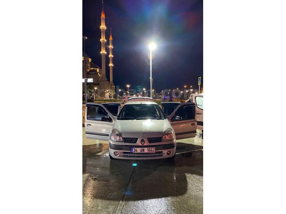 Temiz aile aracı Renault Clio 1.4 Expression  