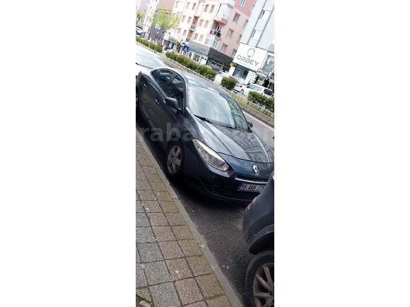 Sahibinden Renault Fluence 1.5 dCi Authentique 2010 Model