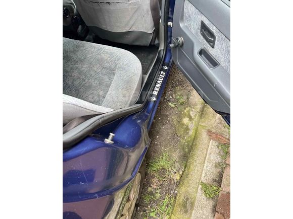 Sahibinden Renault Clio 1.4 RT 1998 Model 