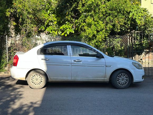 Sahibinden Hyundai Accent Era 1.4 Team 2009 Model