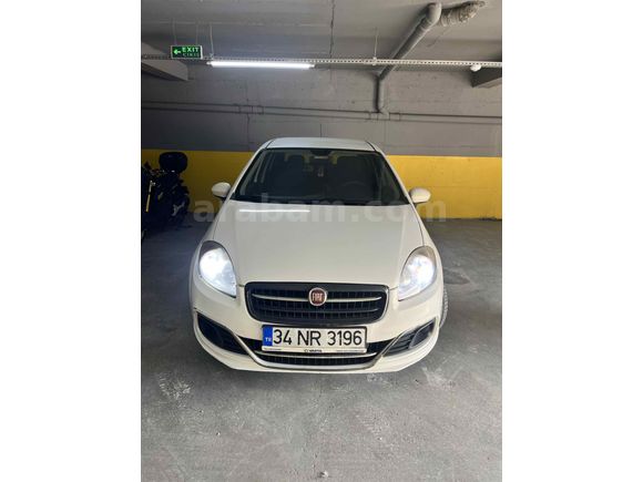 Sahibinden Fiat Linea 1.3 Multijet Pop 2015 Model  carplay ses sistemi 220.000 km Beyaz