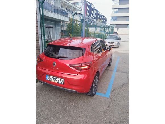 Sahibinden Renault Clio 1.0 TCe Icon 2020 Model Ankara 69.000 km Kırmızı