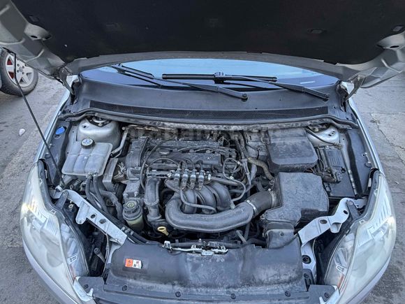 2011 model Ford Focus 1.6 otomatik Benzin-LPG