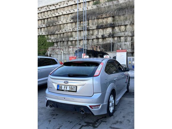 2011 model Ford Focus 1.6 otomatik Benzin-LPG