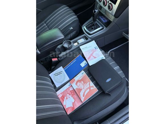 2011 model Ford Focus 1.6 otomatik Benzin-LPG