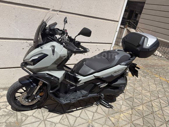 Adv 350. 2024 model