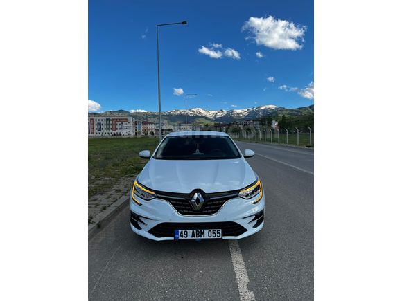 Sahibinden Renault Megane 1.3 TCe Icon 2023 Model