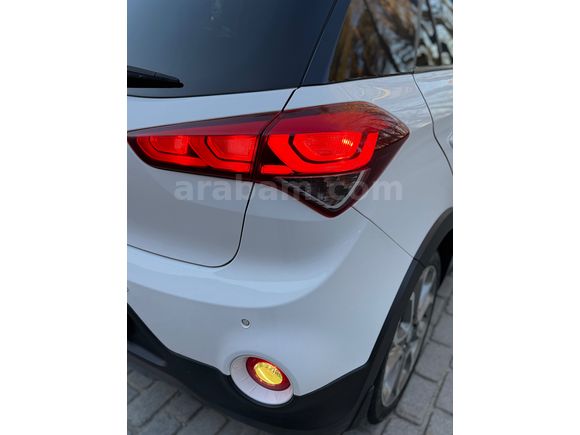 Sahibinden Hyundai i20 Active 1.4 MPi Elite 2017 Model 