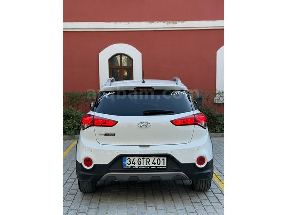 Sahibinden Hyundai i20 Active 1.4 MPi Elite 2017 Model 