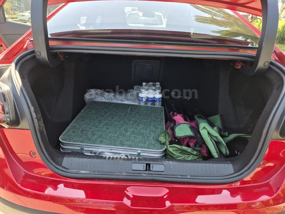 Sahibinden Citroen C4 X 1.2 PureTech Max 2025 Model  6001km Kırmızı sun roof