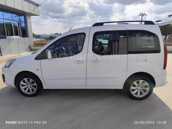 Hatasız boyasız Peugeot Partner 1.6 HDI Zenith 2015 Model 