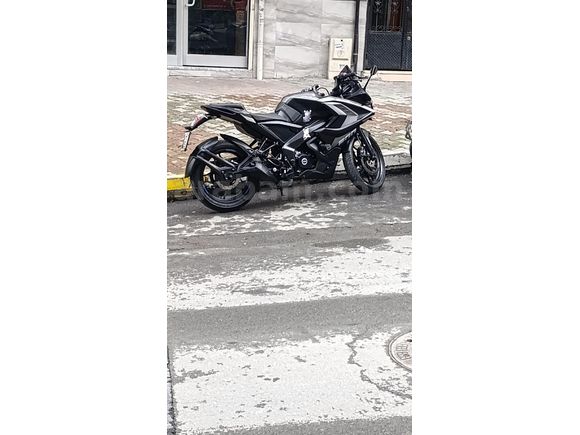 Sahibinden Bajaj Pulsar 200 RS