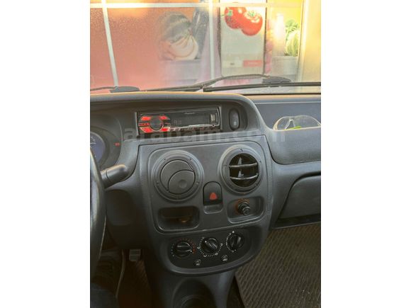 Sahibinden Dacia Solenza 1.4 Clima 2005 Model 