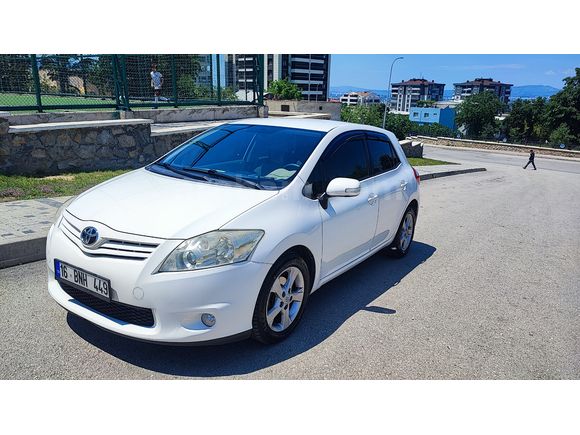 Sahibinden Toyota Auris 1.6 Comfort Extra 2012 Model