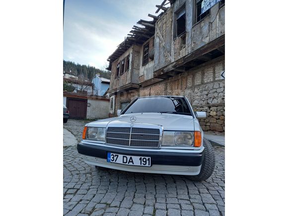 NADİR KALANLARDAN 190 E 2.0 