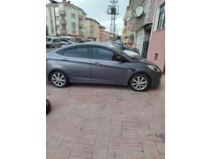 Sahibinden Hyundai Accent Blue 1.6 CRDI Mode 2016 Model  164.000 km Gri