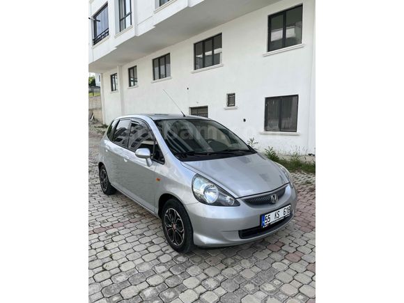 Sahibinden Honda Jazz 1.4 LS 2005 Model 