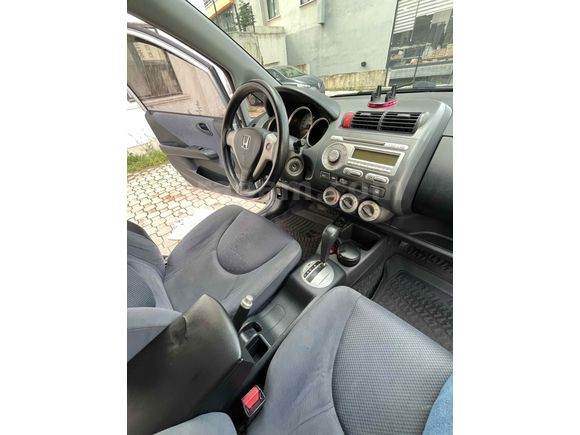 Sahibinden Honda Jazz 1.4 LS 2005 Model 