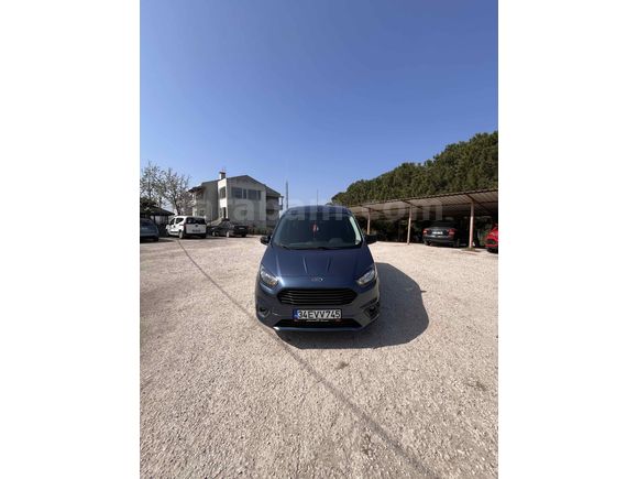 Sahibinden Ford Tourneo Courier 1.5 TDCi Delux 2022 Model  60.000 km Mavi (metalik)