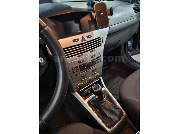 Sahibinden Opel Astra 1.3 CDTI Essentia 2011 Model   Siyah