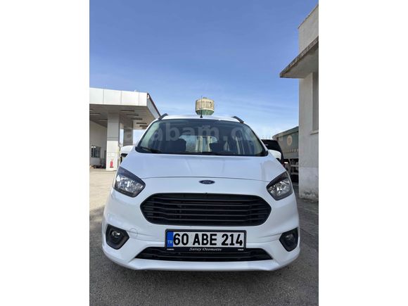 Hatasız BOYASIZ !! Ford Tourneo Courier 1.5 TDCi Delux 2022 Model 