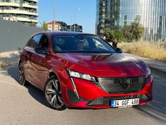 2023 çıkışlı hatasız ayarında yetkili servis bakımlı Peugeot 308