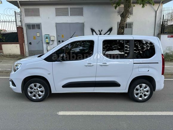 Sahibinden Opel Combo 1.5 CDTI Edition 2022 Model 