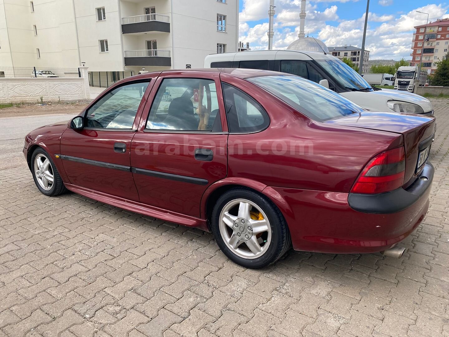 Sahibinden Opel Vectra 2.0 GLS 1997 Model Sivas 400.000 km Bordo 4