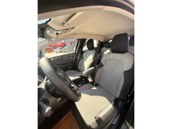 Sahibinden Renault Clio 1.0 TCe Evolution 2025 Model 