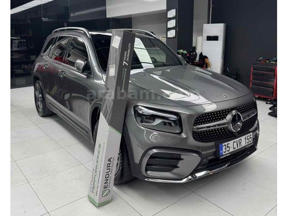 Aralık 2024 çıkışlı Garantisi devam eden yetkili servis bakımlı tramersiz   Kazasız  GLB200 AMG