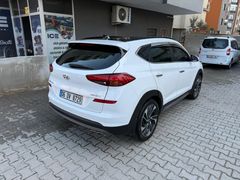 Sahibinden Hyundai Tucson 1.6 CRDi Elite 2019 Model  250.000 km Beyaz