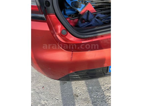 Sahibinden Renault Clio 0.9 TCe Icon 2015 Model

05357672049 