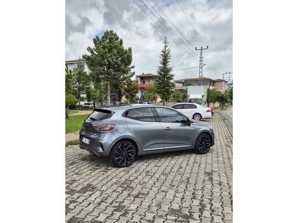 Sahibinden Renault Clio 1.0 TCe Techno Esprit Alpine 2023 Model Kayseri