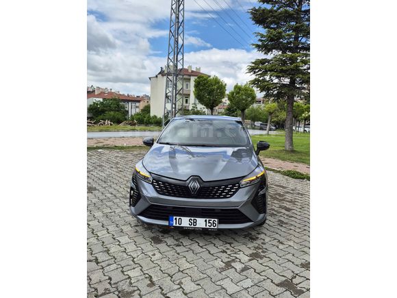 Sahibinden Renault Clio 1.0 TCe Techno Esprit Alpine 2023 Model Kayseri