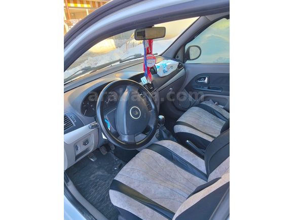 Sahibinden Renault Symbol 1.2 Authentique 2012 Model  304.000 km Beyaz